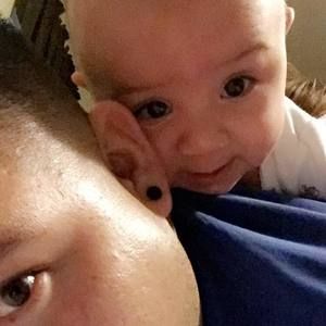 Meet your Posher, Efrain